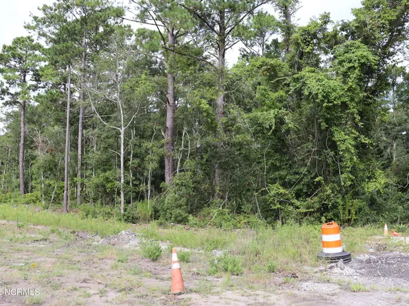 7719 Market Street, Wilmington, NC 28411