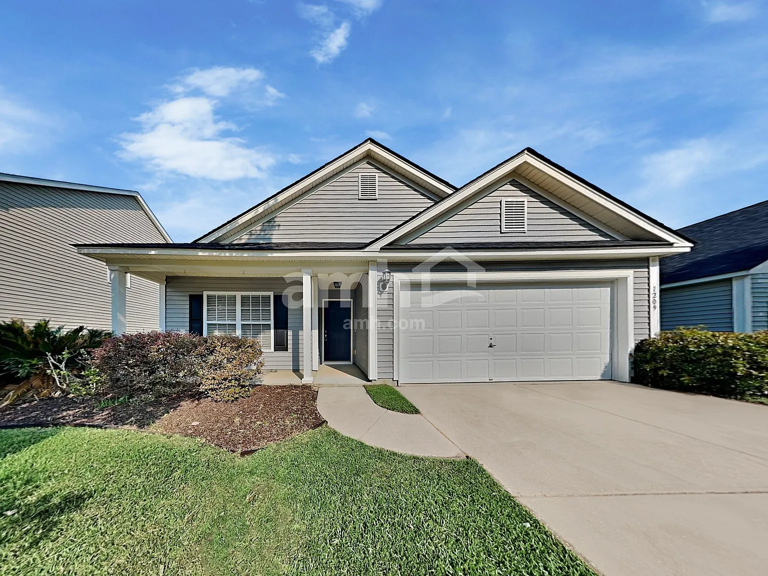 3 bed, 2.0 bath, 1539 sqft, $2,175 — Photo 1