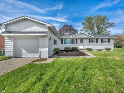 2815 Lovers Ln, Ravenna, OH, 44266