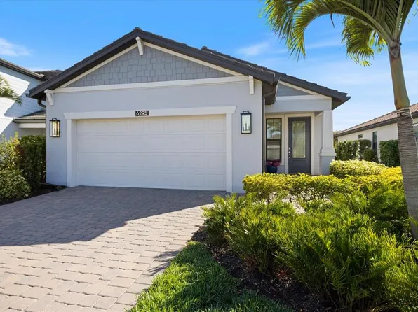6295 Crested Eagle Ln, Nokomis, FL 34275