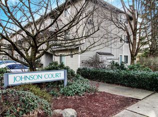 18150 73rd Ave NE #110, Kenmore, WA 98028