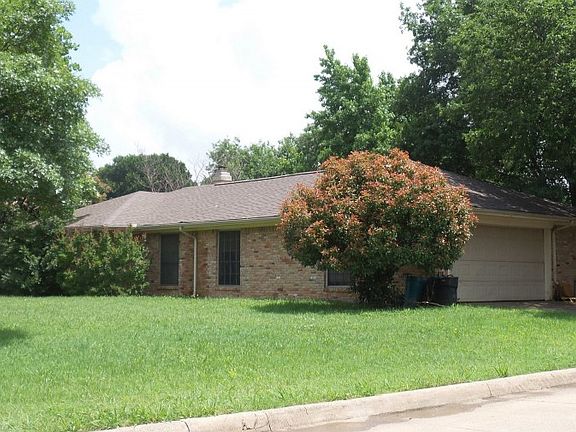2nd image of 1500 Aspen Ct