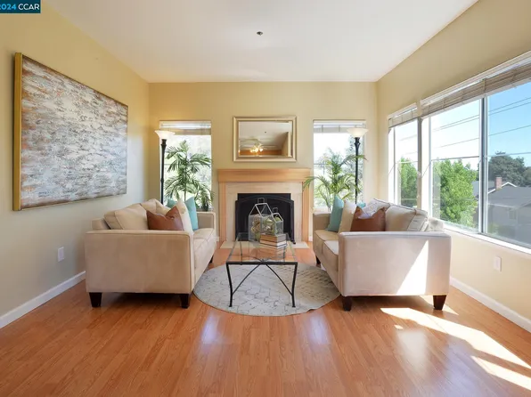 735 Buchanan St APT 118, Benicia, CA 94510