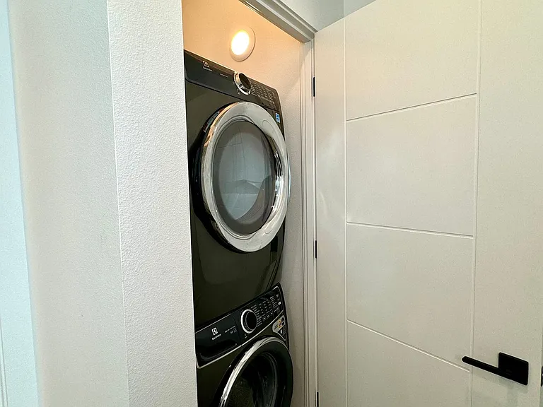 1628 Tecado Dr — Photo 9