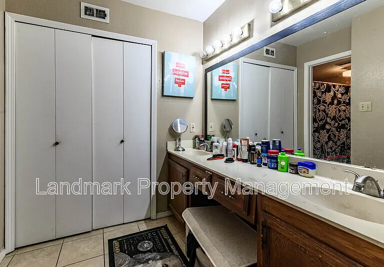 434 Pogue St — Photo 9