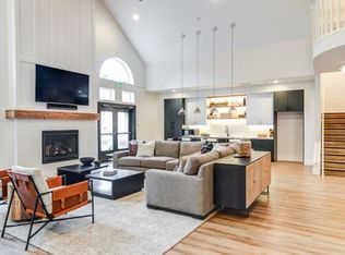 Sullivan's Ridge, Portland, OR 97232