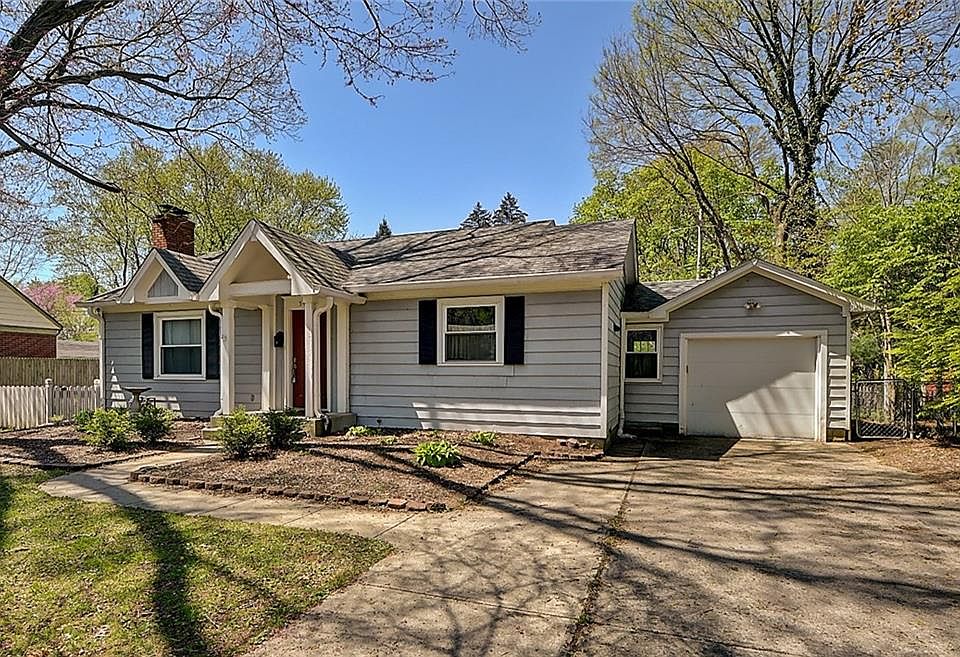 1st image of 5420 Primrose Ave