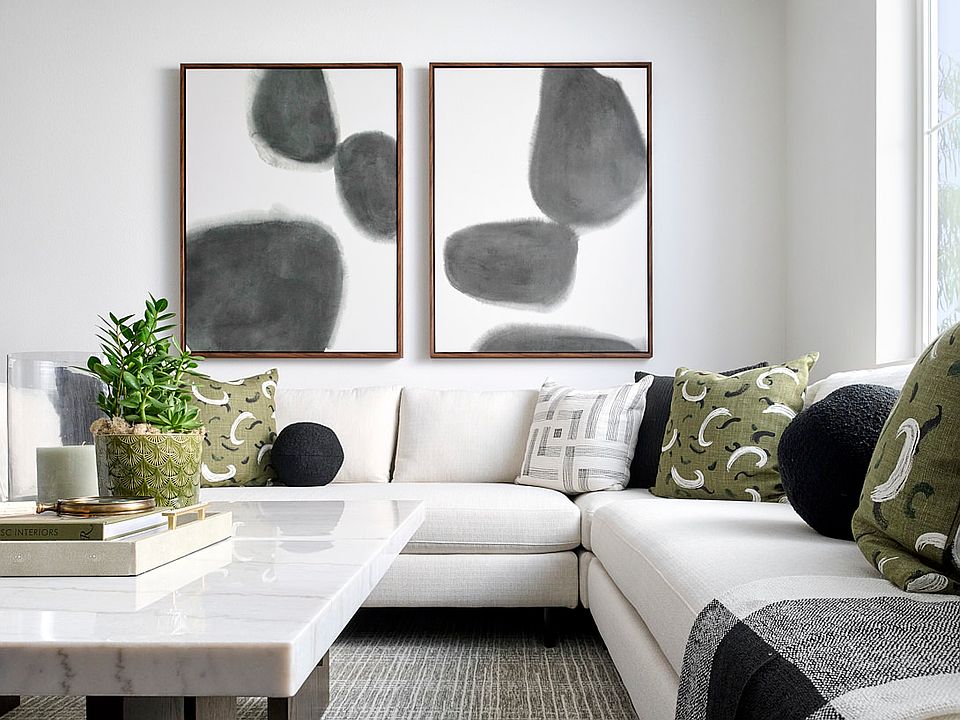 Plan 1 Model Home Great Room Detail