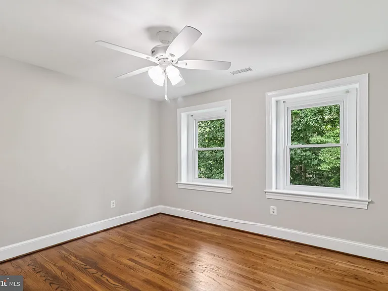 7518 Old Dominion Dr — Photo 46