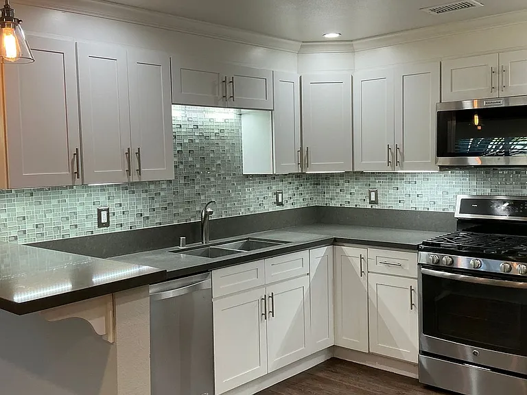 326 S Waverly St #1-4 — Photo 20