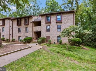 2216 Castle Rock Sq APT 2B, Reston, VA 20191