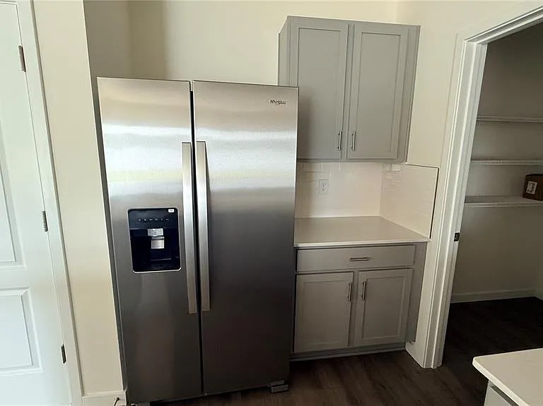 2066 Walnut Creek Dr — Photo 5
