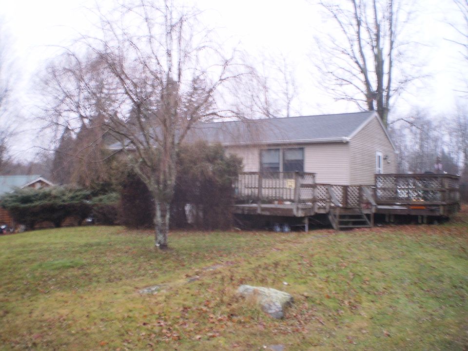2nd image of 9 Teddy Bear Lane
