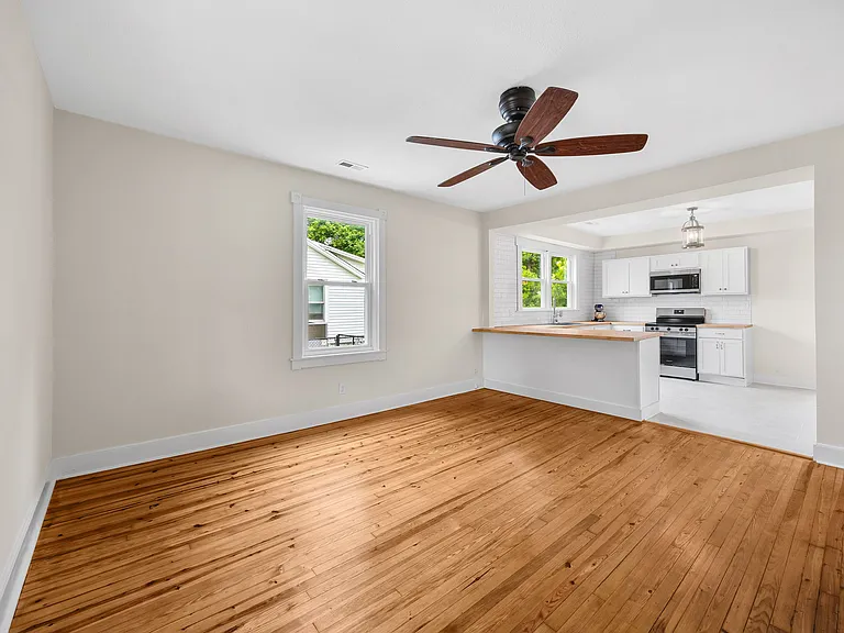 16 Saco St — Photo 18