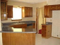 5th image of 2009 Glencrest Ln