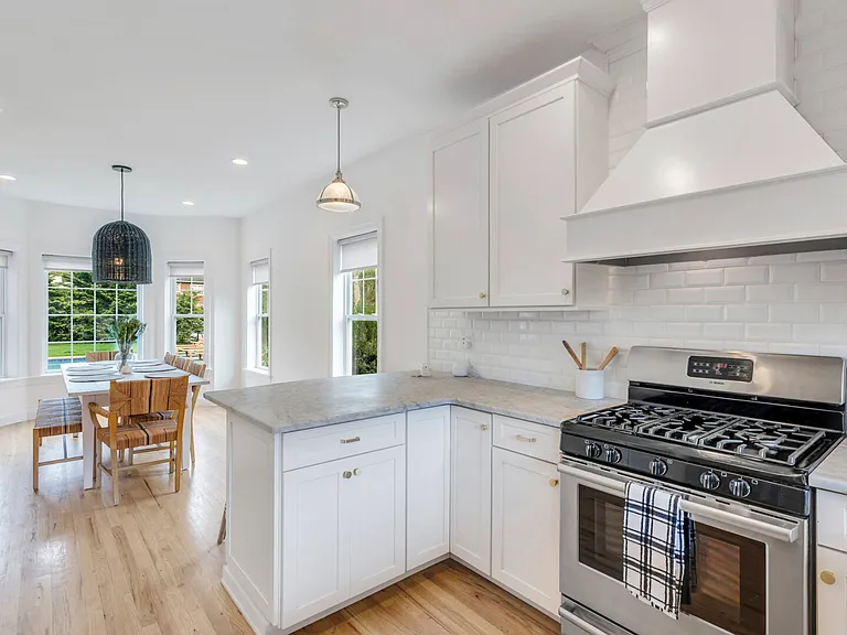 56 Sandy Hollow Rd — Photo 16
