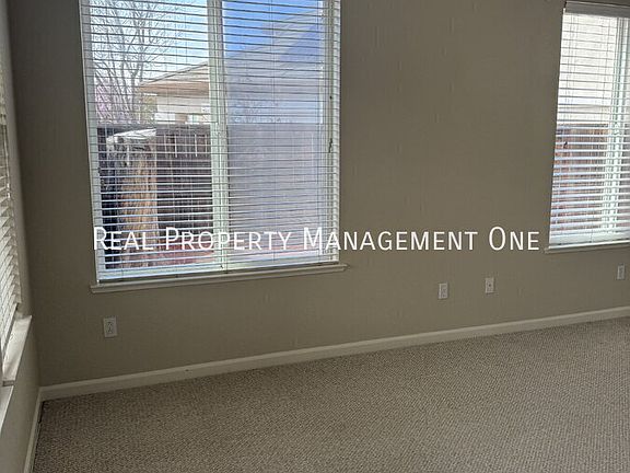4th image of 1555 Enterprise Cir