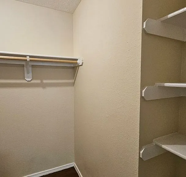 136 Erbbe St NE #1-4 — Photo 8