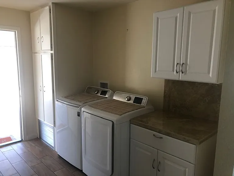 25424 S Wyoming Ave — Photo 11