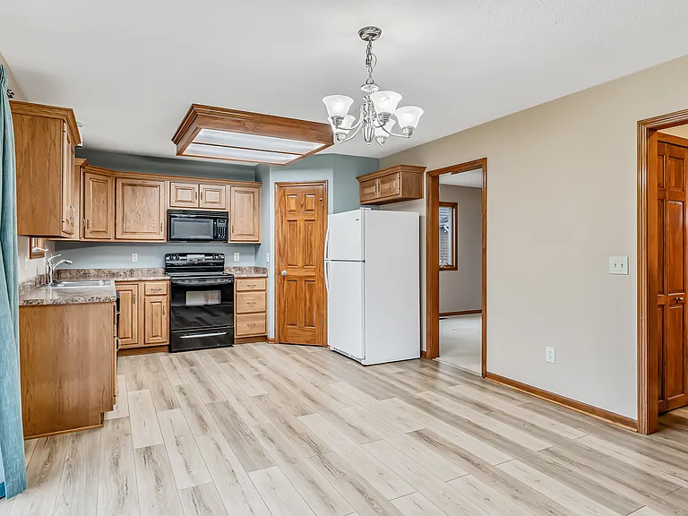 14924 Knobcone Ct — Photo 5