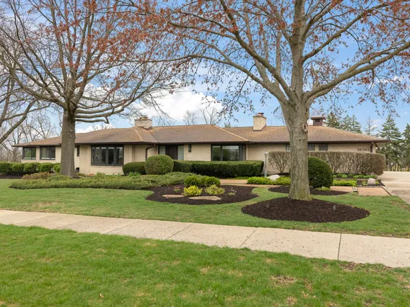 1S561 Stewart Ave, Lombard, IL 60148