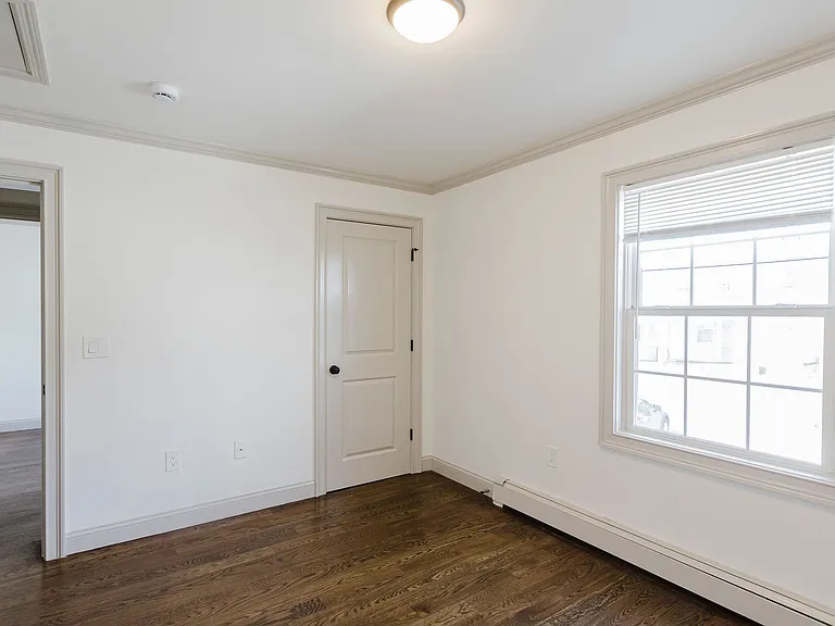 2599 Washington St — Photo 25