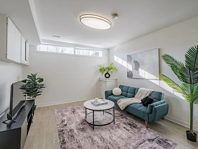 207 Cabot St — Photo 7