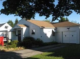 418 Sharon New Castle Rd, Farrell, PA 16121