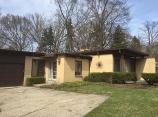 263 Cedar Ln, Glencoe, IL