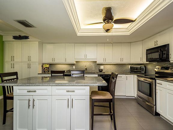 3rd image of 1844 Wildwood Trail