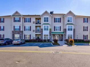 21 Azalea Dr, Old Bridge, NJ 08857
