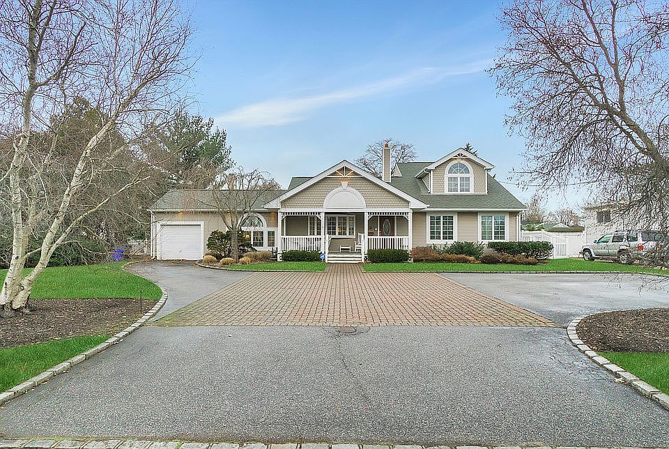 Contemporary Expanded Ranch