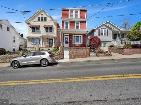 518 N Front St, Minersville, PA 17954