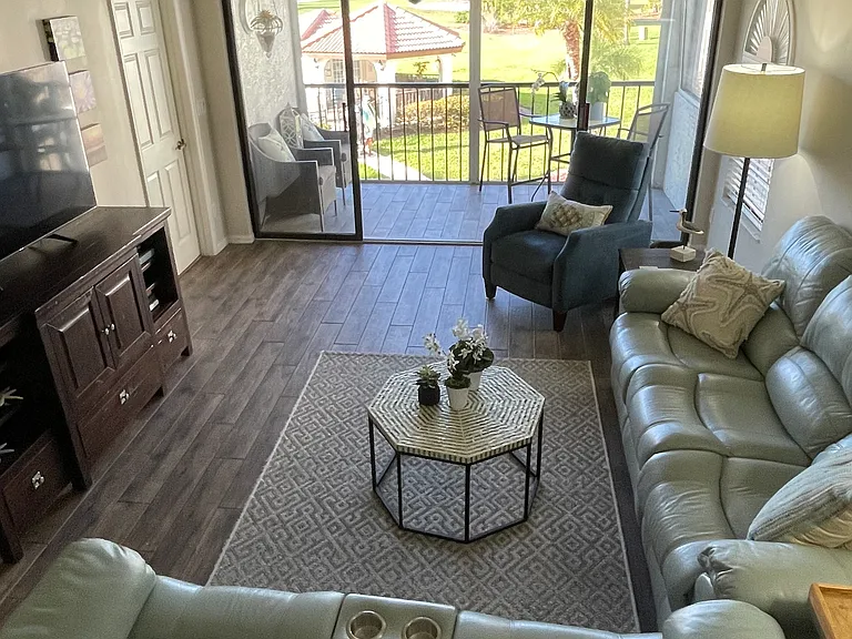 601 Augusta Blvd #10 — Photo 8