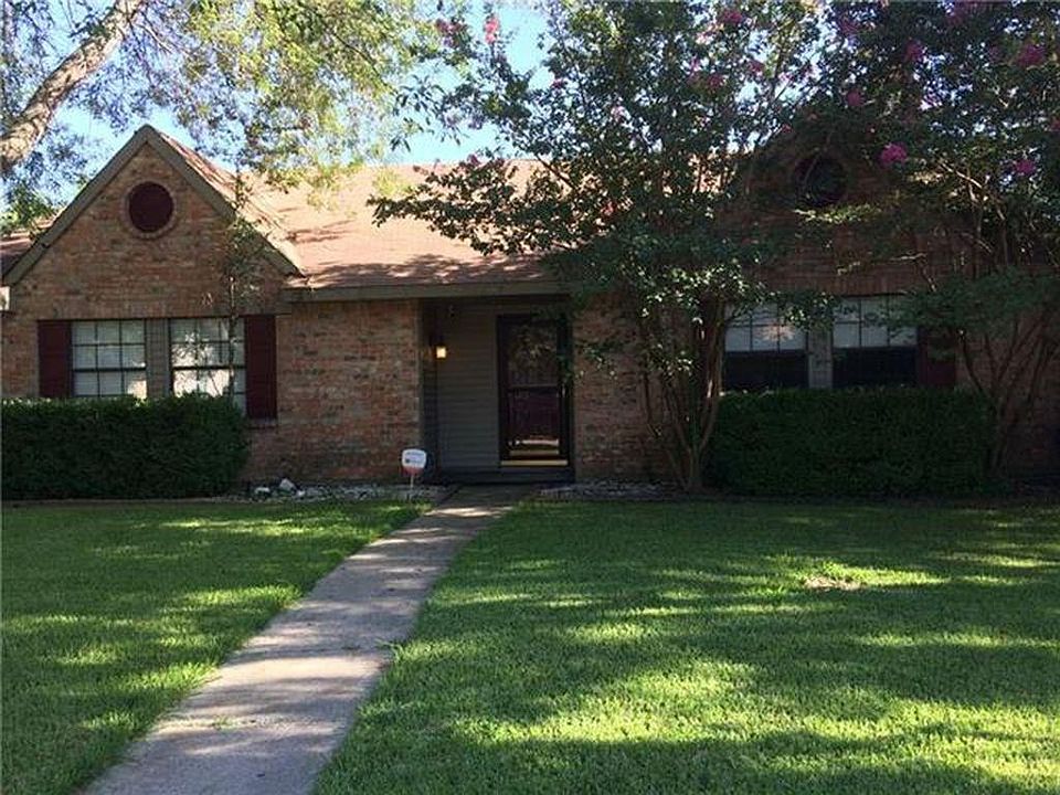 1st image of 2837 Stratford Ln