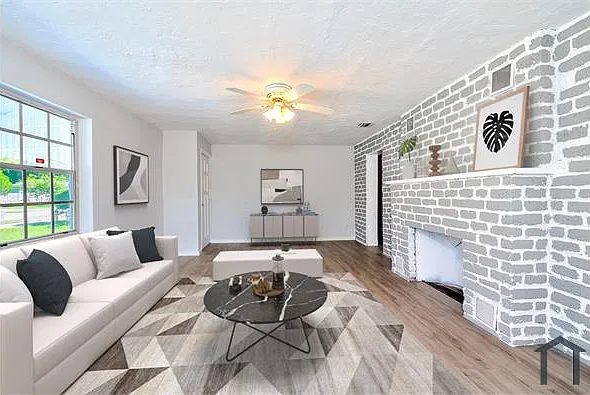 3 bed, 1500 sqft, $2,600 — Photo 2