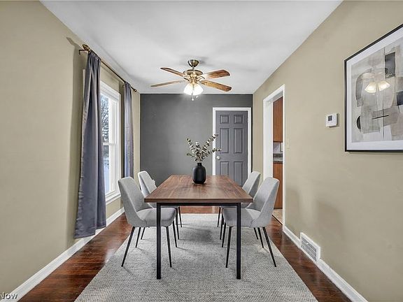 5th image of 2506 N Taylor Rd