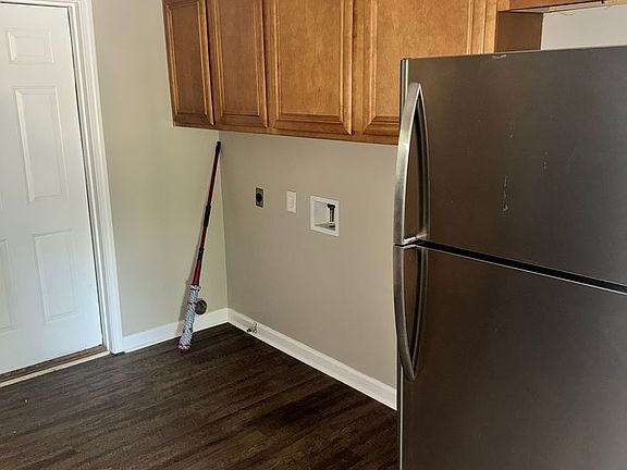 4th image of 40 Sue Alice Ln Unit B