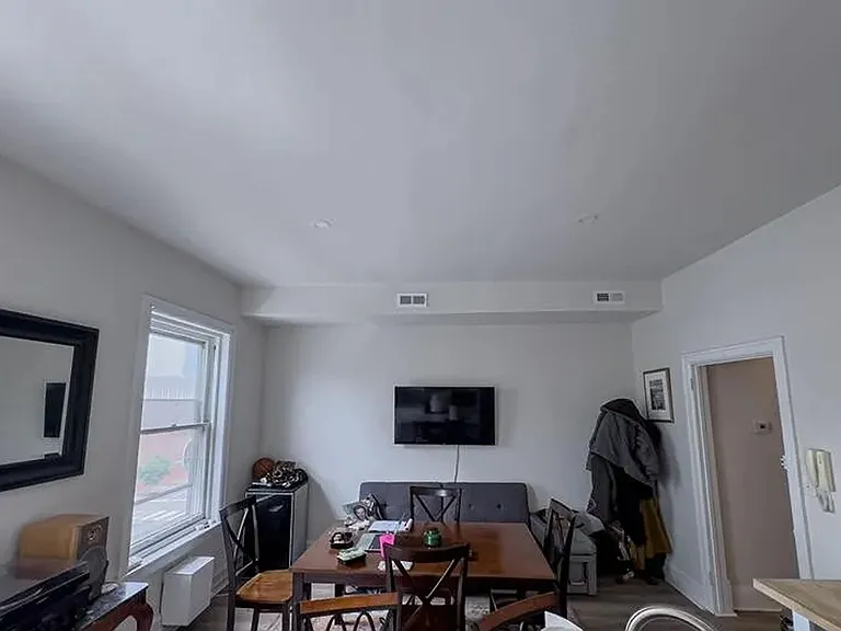 2037 Spring Garden St #3FF — Photo 21