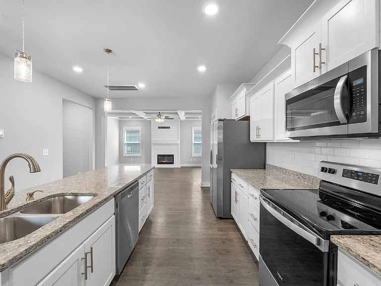 1532 Kingbird Dr — Photo 5