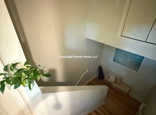 40 Cogswell Ave #2, Cambridge, MA 02140