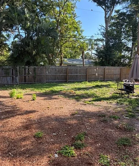 2111 Palm Ter #A — Photo 2