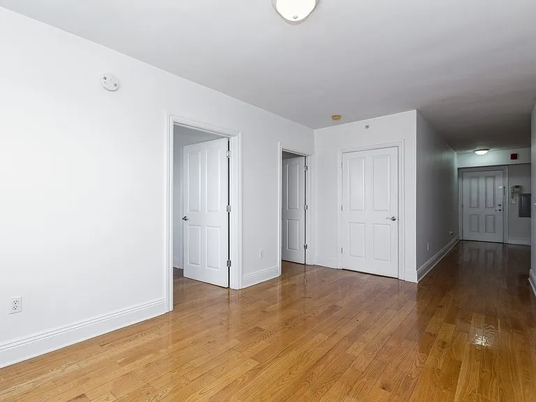 809-815 22nd St #1203 — Photo 7
