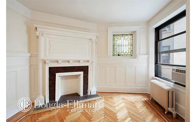 Sold by Douglas Elliman | media 8