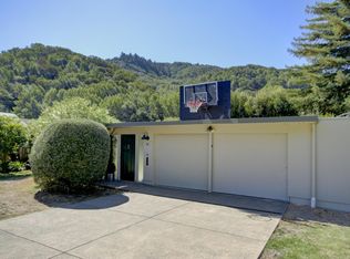 2 Mount Rainier Ct, San Rafael, CA 94903
