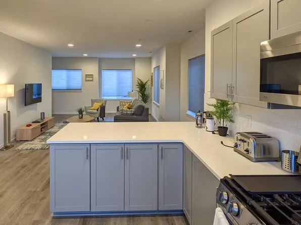 825 NW Highgarden Dr, Bremerton, WA 98311