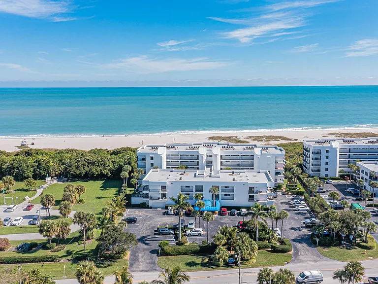 1700 Ocean Dr #201 — Photo 26