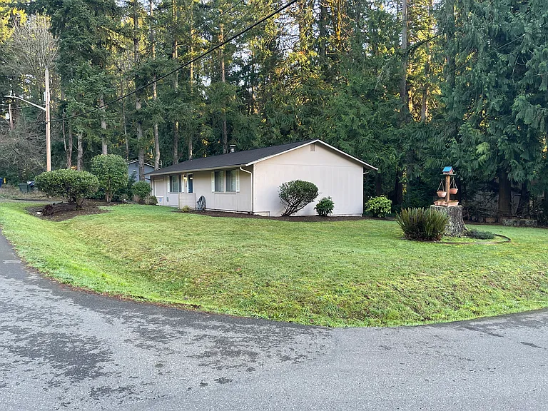 20905 NE 8th Pl — Photo 5