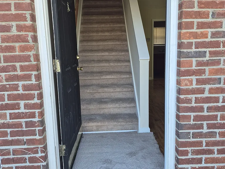58 Point Place Dr — Photo 5