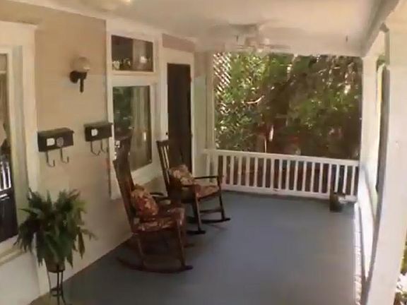 Lazy Porch